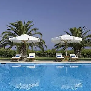 Yria Boutique & 5* Parasporos
